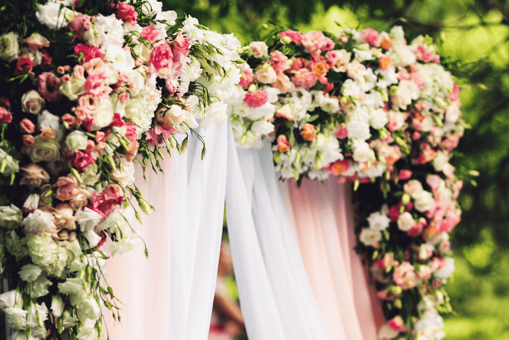 wedding elements: flowers